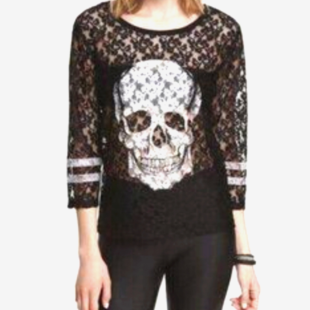 Express Mesh Skull Striped Lace Quarter Length Tee